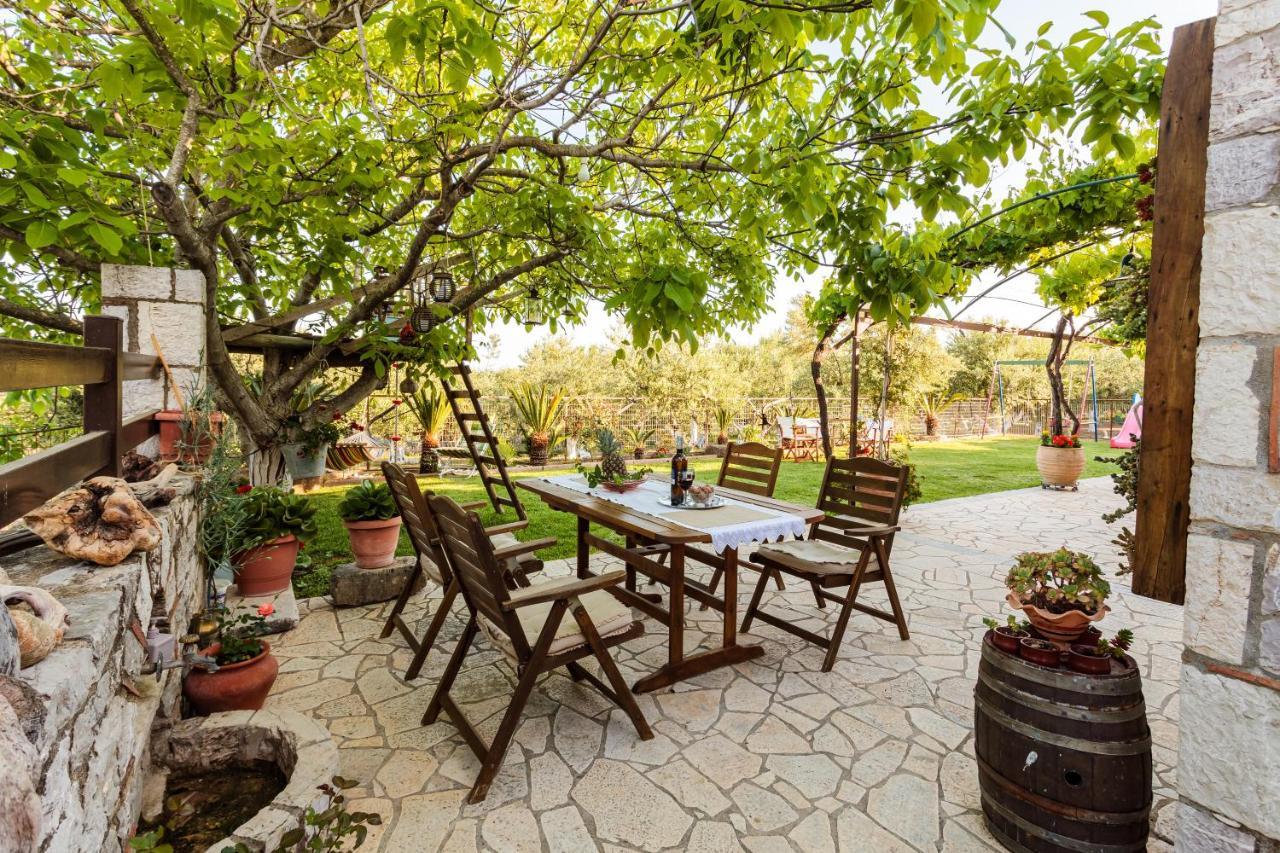 Petalidi Olive Garden Stone House Near The Beach Экстерьер фото